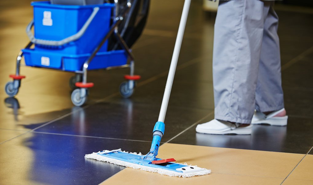 moppinf floor